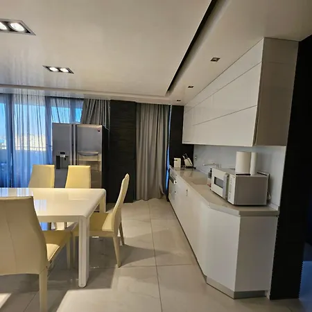 Apartman страхотен тристаен анжелика Szveti Vlasz