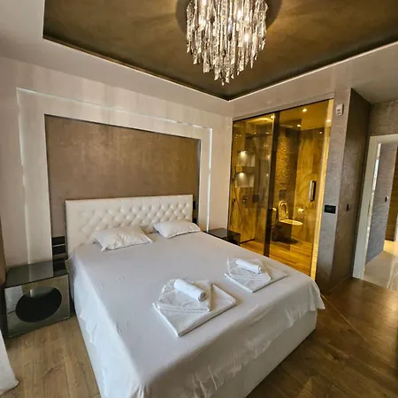 страхотен тристаен анжелика Apartman *
